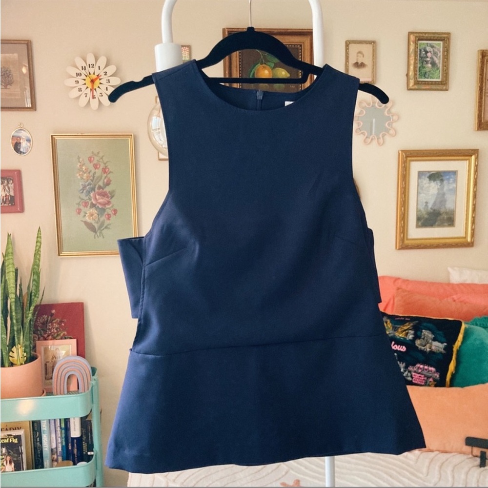 NWT h&m peplum cutout sleeveless blouse